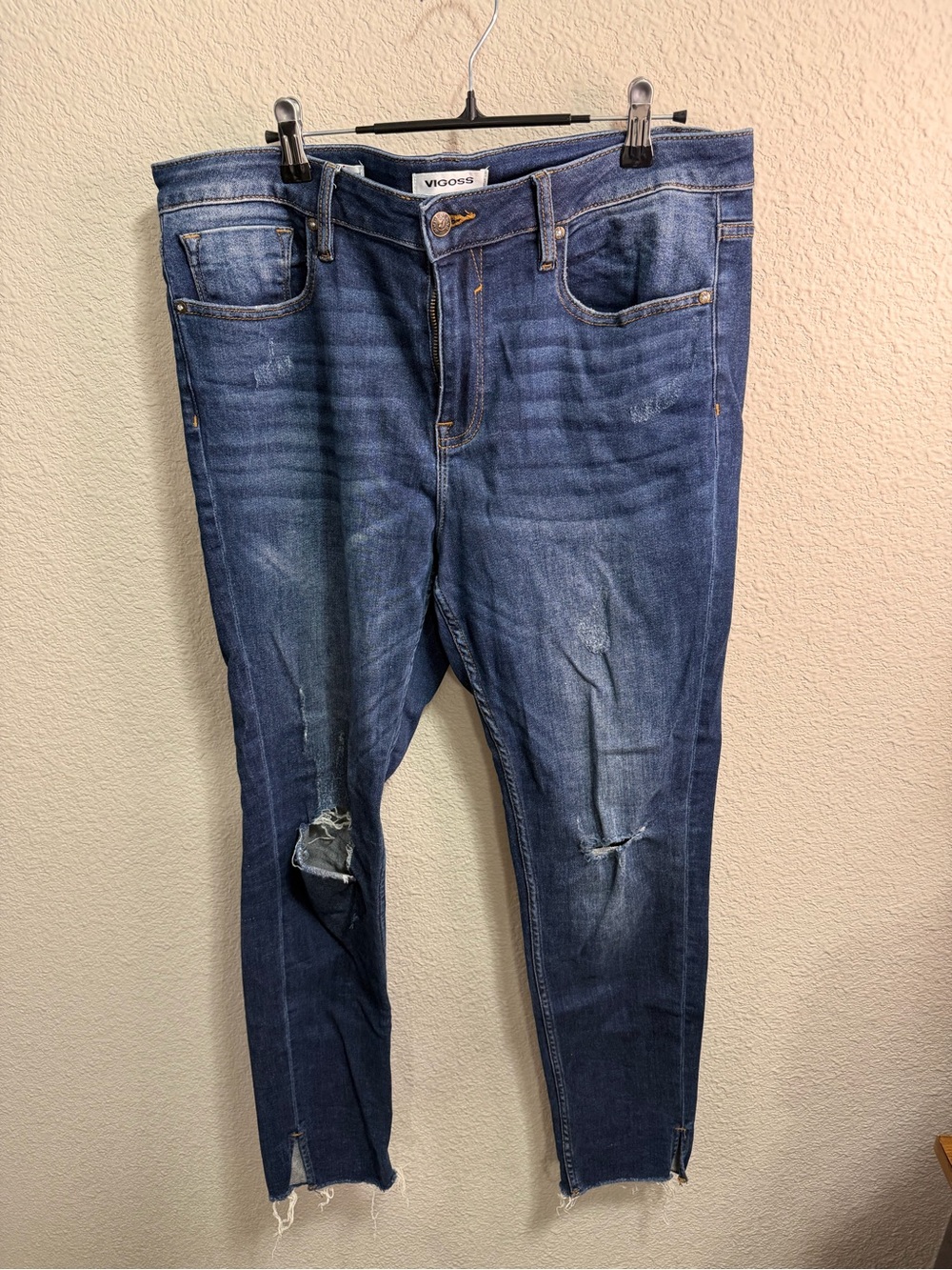 Vigoss Women’s Dark Blue Ripped Skinny Jeans